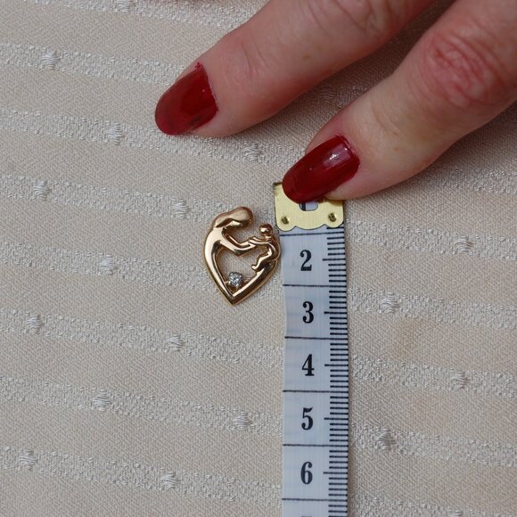 14k Yellow Gold Mother & Child Heart-Shaped Pendant With Diamond Accent - Picture 7 of 11